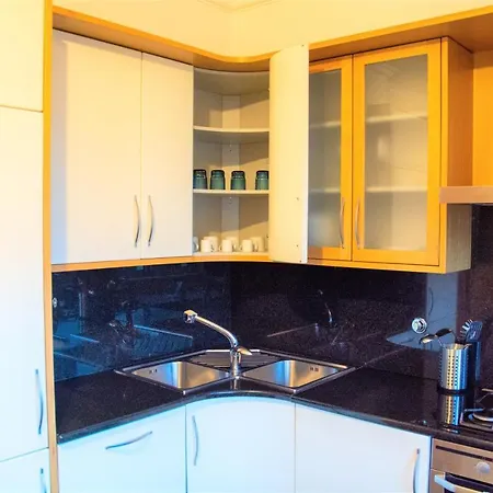 Orient - Modern, Spacious And Sunny! By The River! Lisbona