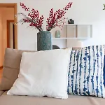 Διαμέρισμα Orient - Modern, Spacious And Sunny! By The River! *