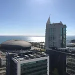Διαμέρισμα Orient - Modern, Spacious And Sunny! By The River!