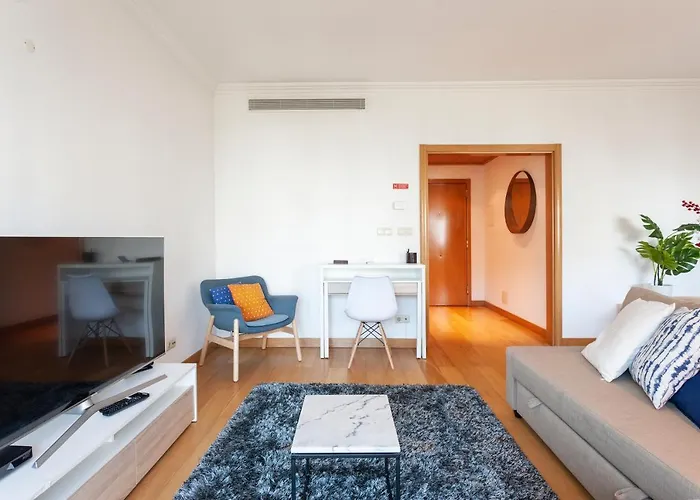 Orient - Modern, Spacious And Sunny! By The River! Apartment Lisbon