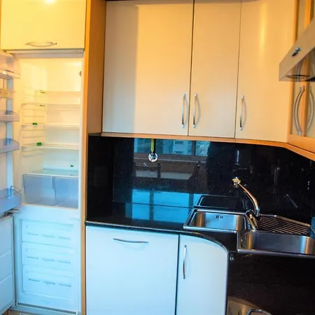 Apartament Orient - Modern, Spacious And Sunny! By The River!